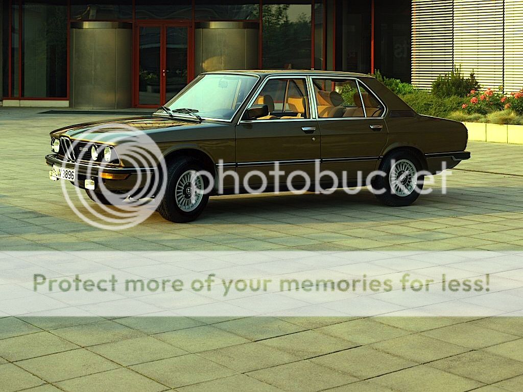 5860927966_8f7b5e6846BMW525_E12_O-1.jpg