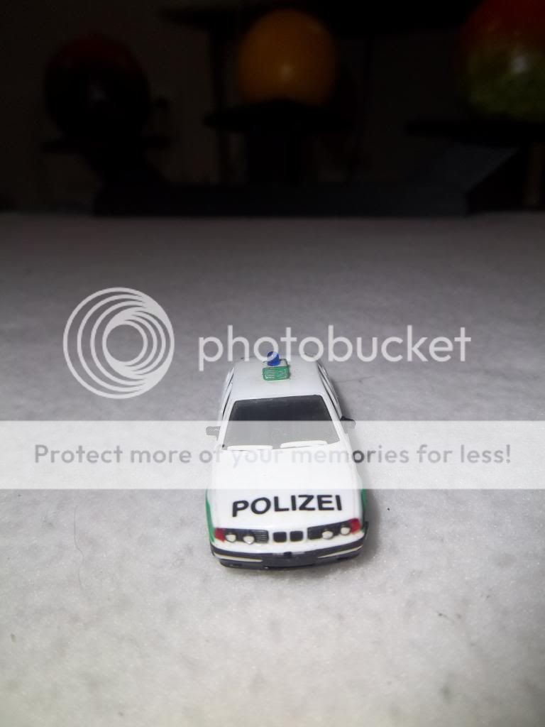 088-1_zps46f21c2f.jpg