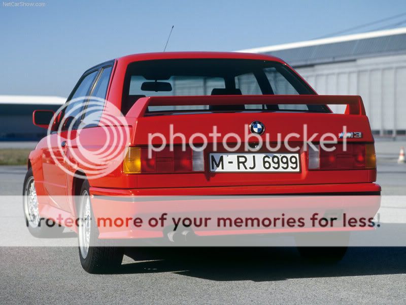 BMW-M3_1987_800x600_wallpaper_05.jpg