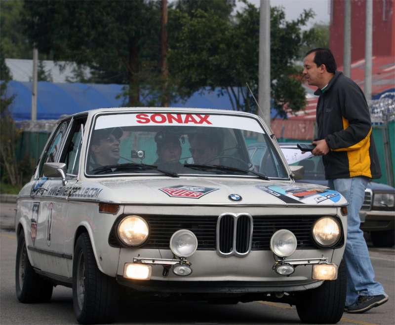 touring12ja9.jpg
