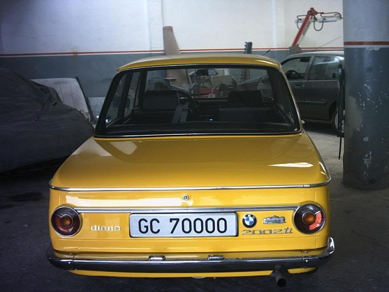 bmw2002yn8.jpg