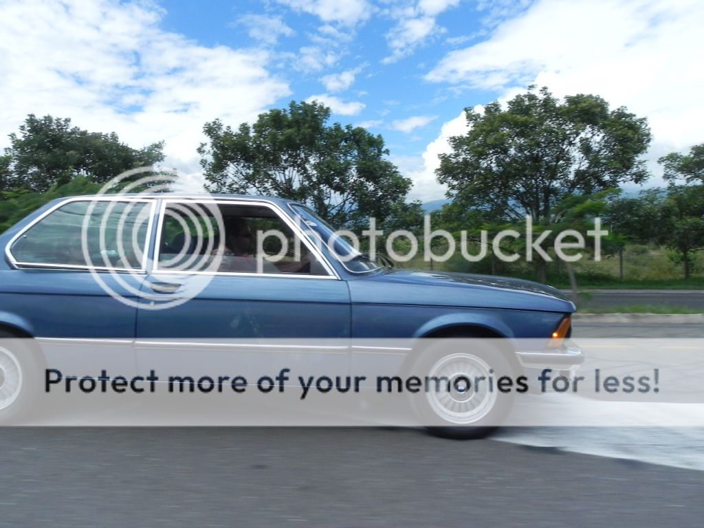 b561b60bf96ace77d117240da09287c1.jpg