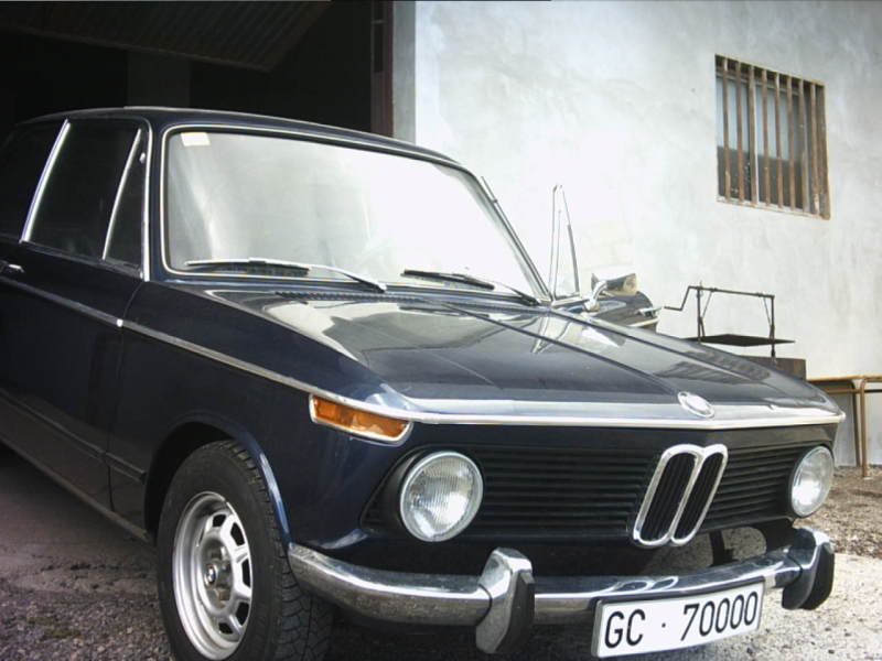 BMW_2002.jpg