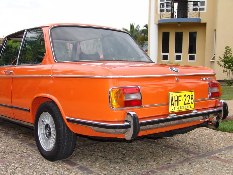 BMW2002031.jpg