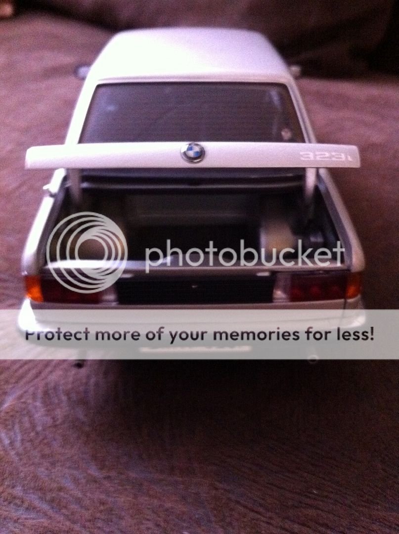 e21autoart2_zpsee4fbdad.jpg