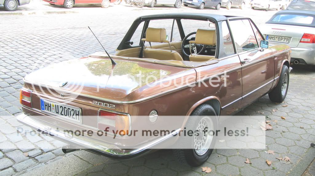 2852373991_8934d415d6BMW2002Baur-Ca.jpg