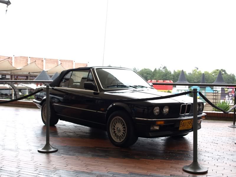 325i_1.jpg