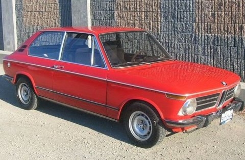 1972_BMW_2002_Touring_Hatchback_Front_1.jpg