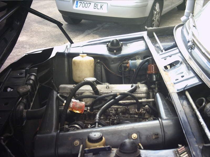 BMW_2002_ti_1.jpg
