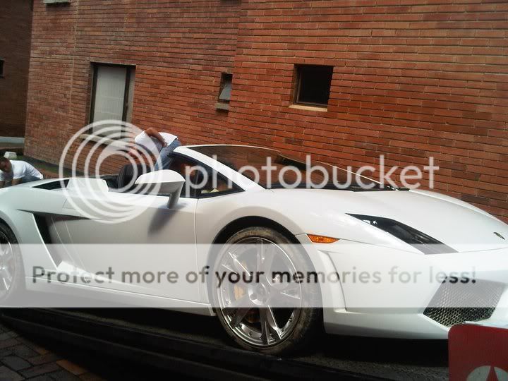 LamborghiniGallardo2010RGV51810.jpg
