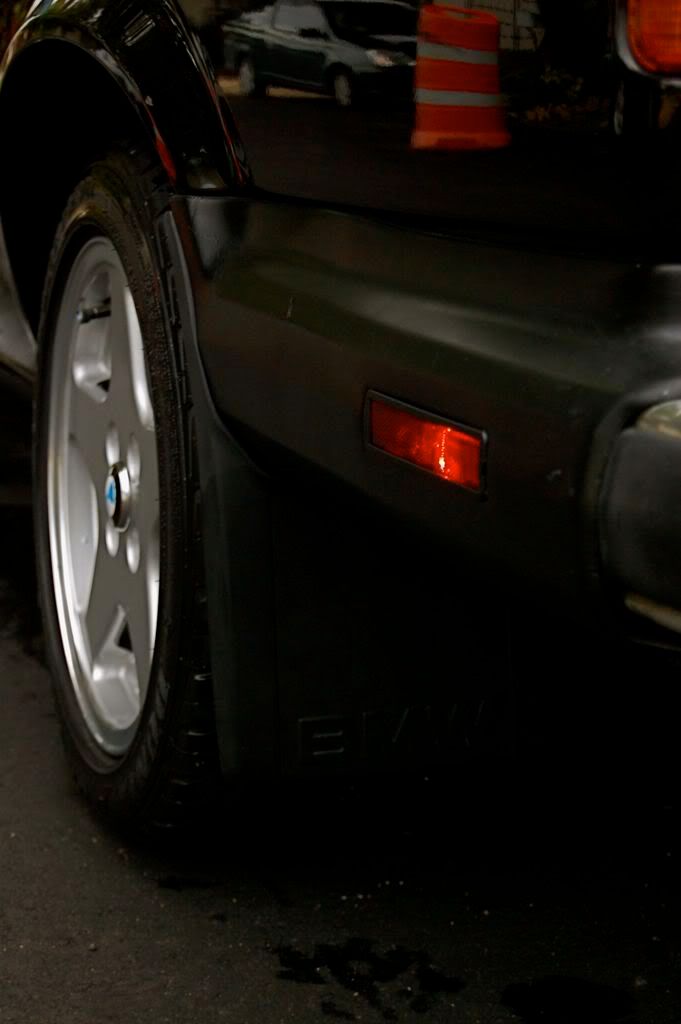E30-017.jpg
