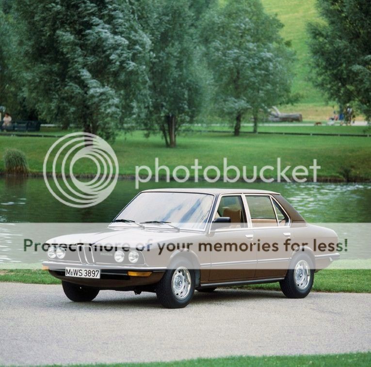 5335687628_8962eddd43BMW528i_E12_O-1.jpg