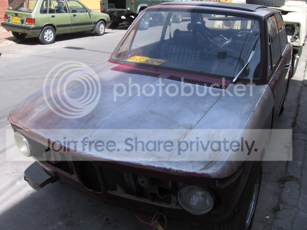 BMW2002003.jpg
